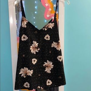 BLACK FLORAL POLYESTER TANK TOP